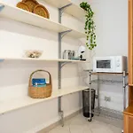 Nura Polina Сasa de vacaciones Pula